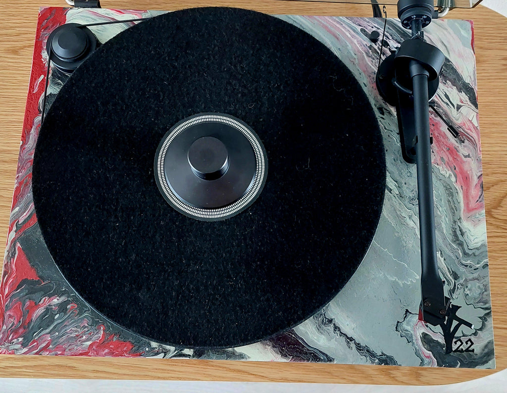 Inferno / LP turntable (32×41×11)