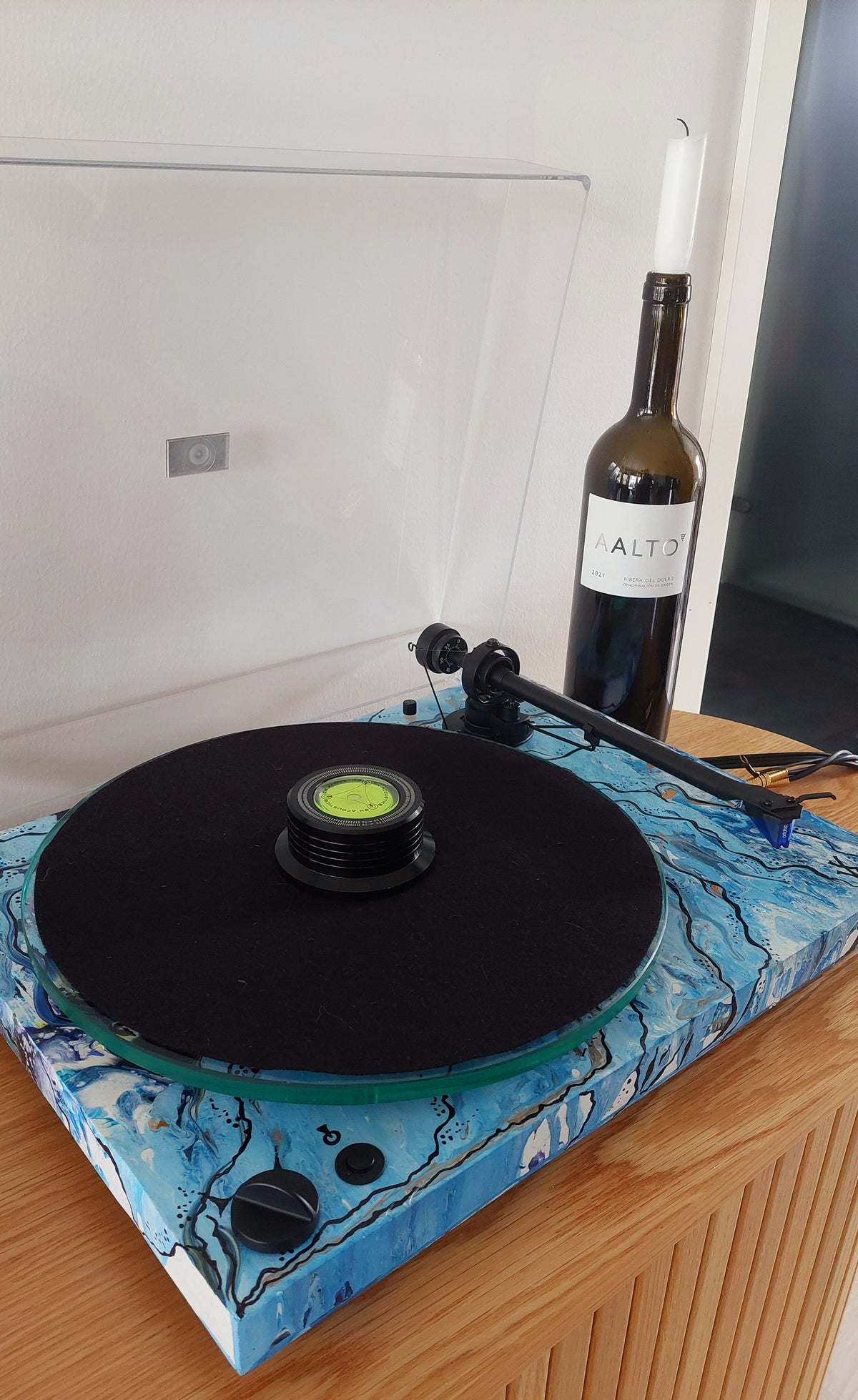 Tranquility / LP turntable (32×41×11)